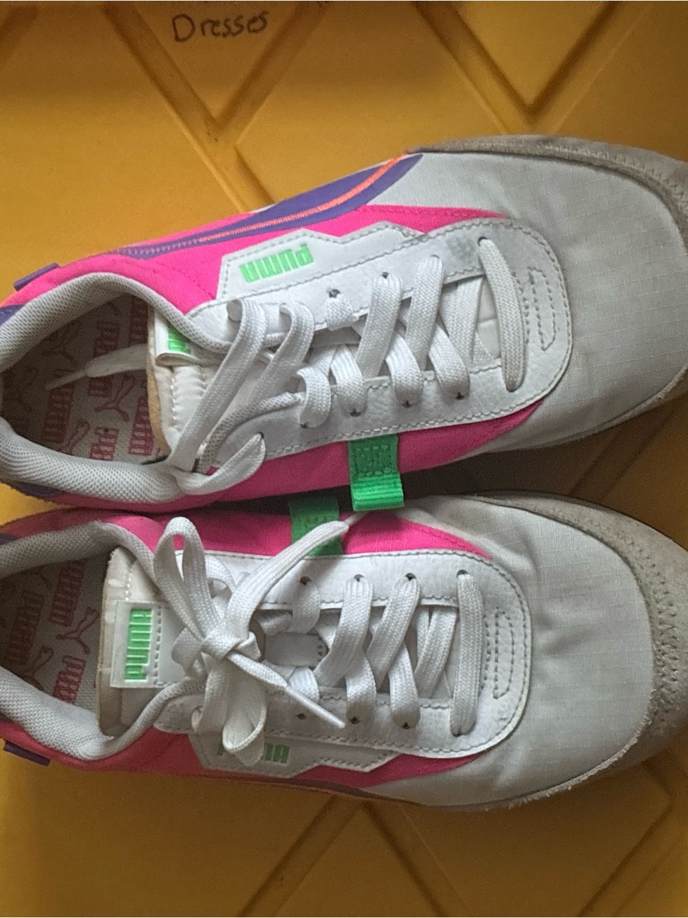 Puma woman' White and Pink Casual Sneakers